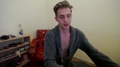 Hologram Guy online show from July 26, 8:01 am