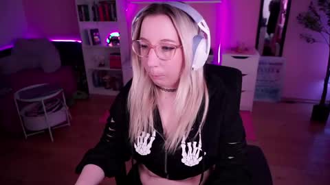 Kerry online show from February 18, 8:27 am