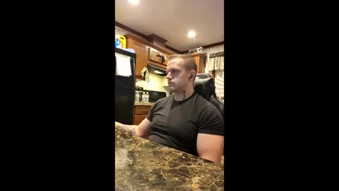 justus0624 online show from April 28, 2:27 am