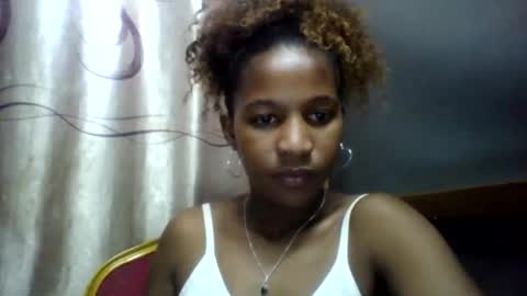 juvanie98 online show from March 23, 10:31 am