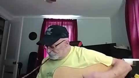 kabriggs137 online show from June 12, 7:02 pm