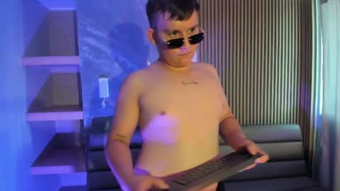 kael_noir online show from July 28, 4:27 pm