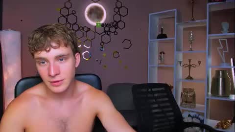kael_rin online show from July 21, 12:07 pm