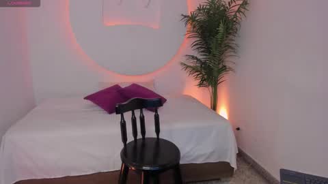 kaelswitch online show from December 20, 9:00 pm