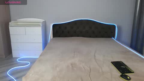 Kai Chi    TG channel ID name KaiChicken online show from February 4, 9:40 pm