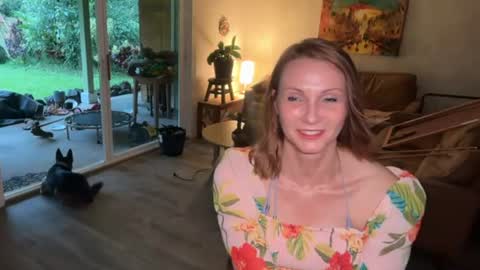 Kailee Smile online show from June 20, 4:51 am