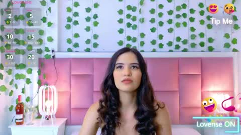 kelly online show from April 13, 11:25 am