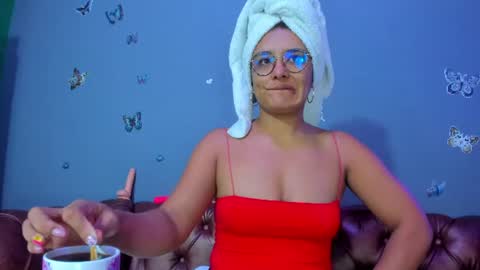 kaira_mosse_ online show from June 11, 11:41 am