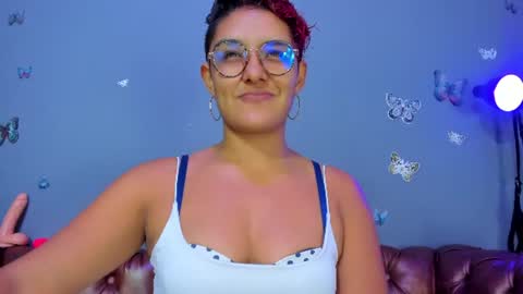 kaira_mosse_ online show from June 12, 3:11 pm