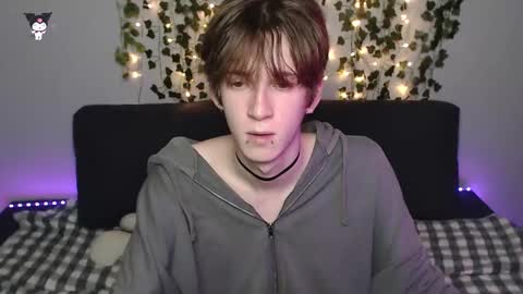 slutkai online show from November 21, 8:40 pm