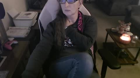 Camprincess331 online show from October 9, 2:39 am