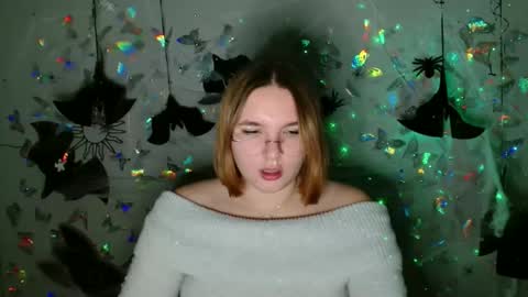 Snapshot of kaitlin_kk chatting on October 9, 6:35 pm Kaitlin online show from October 9, 6:35 pm