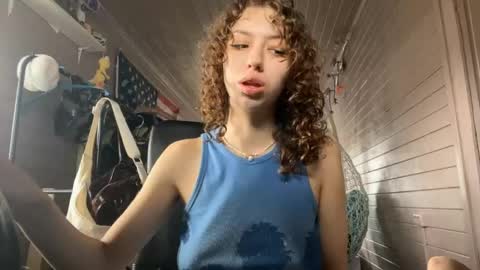 Lily online show from April 16, 10:48 am