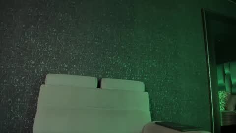 Kale online show from September 30, 11:10 am