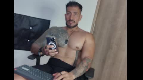 Kaleth Price online show from March 4, 3:55 am