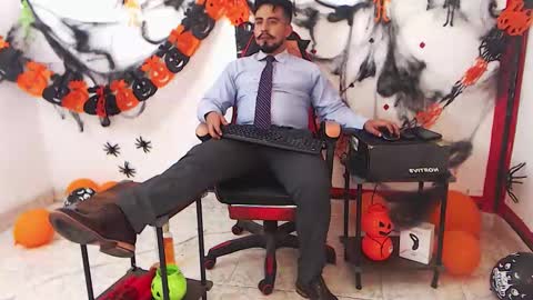 Kaleth online show from October 24, 7:36 pm