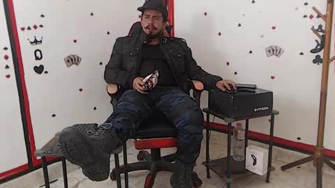 Kaleth online show from October 18, 11:53 pm