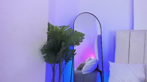 Kali Bloom  online show from July 21, 9:39 pm