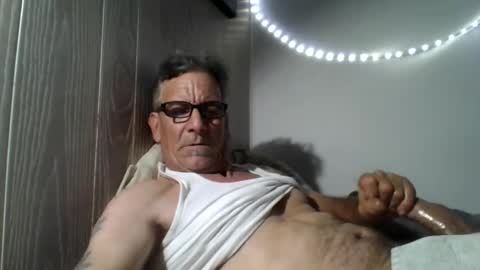 kalifornia91666 online show from November 1, 7:57 pm