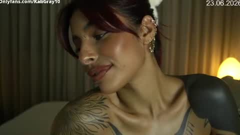 kaligray10 online show from June 23, 7:20 pm