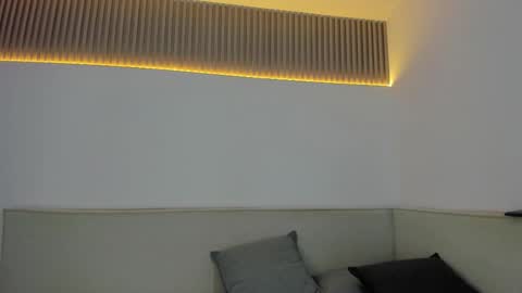 Carolina   online show from February 2, 12:34 pm