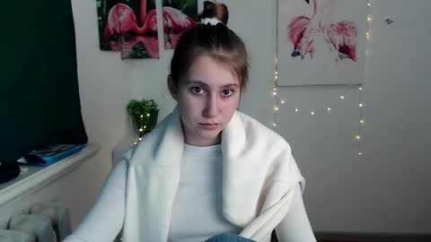 kamilla_love_ online show from October 25, 1:00 pm