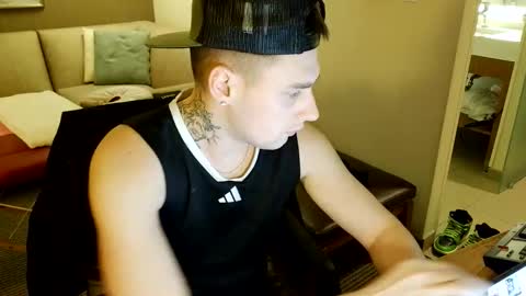 Denis online show from February 19, 9:03 pm