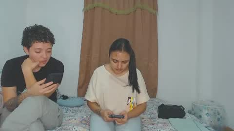 kammy   y   camila online show from June 1, 11:17 pm