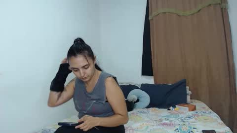 kammy   y   camila online show from May 15, 11:34 pm