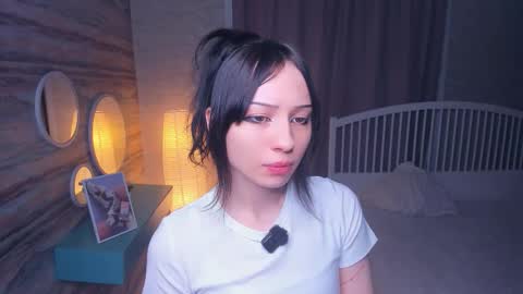 Emily online show from November 24, 7:23 pm