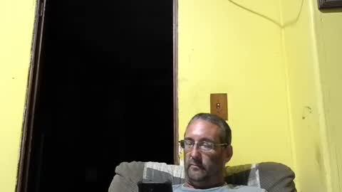 kansasfarmer1 online show from October 8, 1:57 am