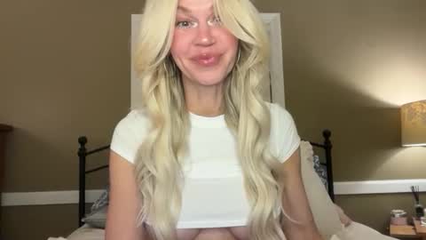 kara online show from February 3, 1:24 am