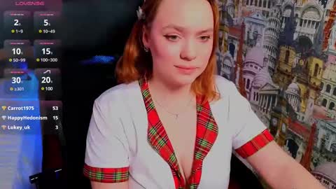 Snapshot of kari_lunna chatting on February 20, 6:39 am Karoline online show from February 20, 6:39 am