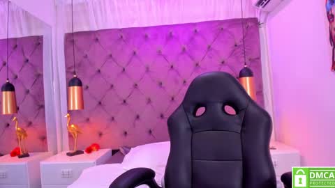 kariina___ online show from March 7, 6:24 am