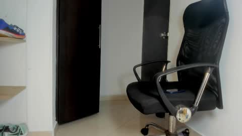 Karim online show from February 1, 10:23 am