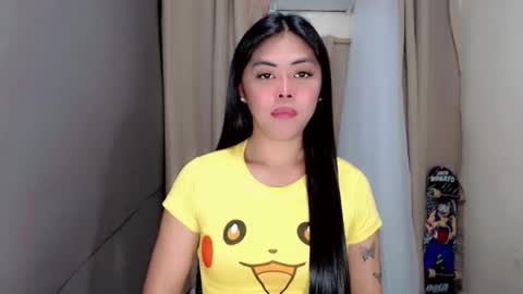 I AM BELLE online show from April 4, 3:08 pm