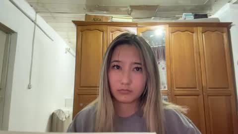 karissagius online show from June 27, 12:22 pm