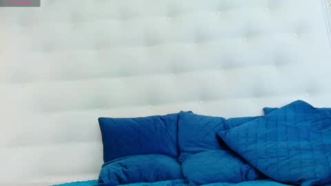 KARISSIA online show from March 27, 8:26 am