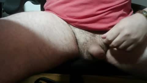 Snapshot of karl477908 chatting on October 8, 10:21 am monsieurBigFeet online show from October 8, 10:21 am