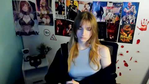 Karla online show from November 4, 1:45 pm