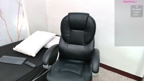 karla_hilton1 online show from October 27, 10:26 am