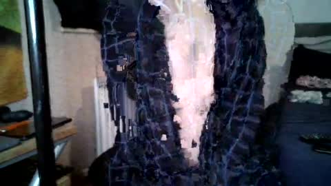 karlc1986 online show from June 14, 1:49 am