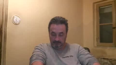 karlpal online show from March 9, 5:44 am