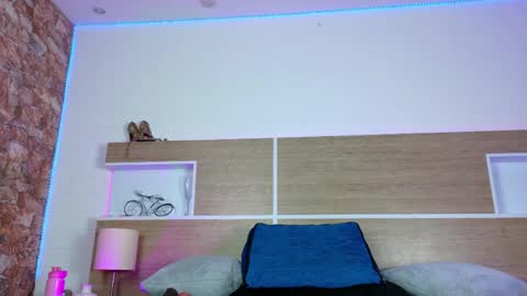 KAROL SCOTT online show from June 5, 11:32 pm