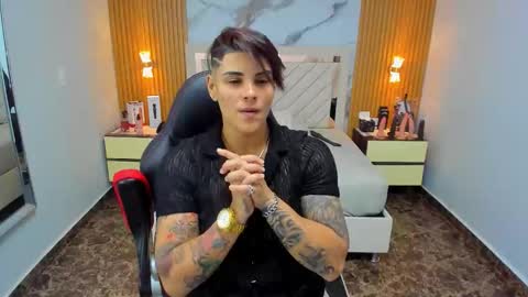 Karol and Luna online show from February 2, 7:32 pm