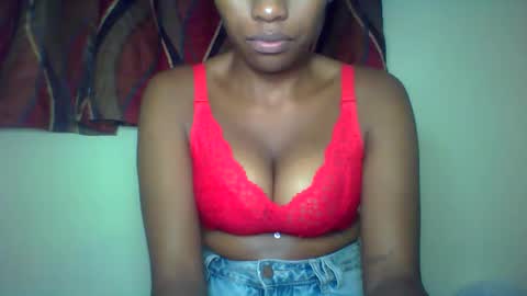 karoliee online show from June 7, 4:01 pm