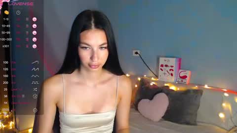 Kira online show from June 30, 2:00 am