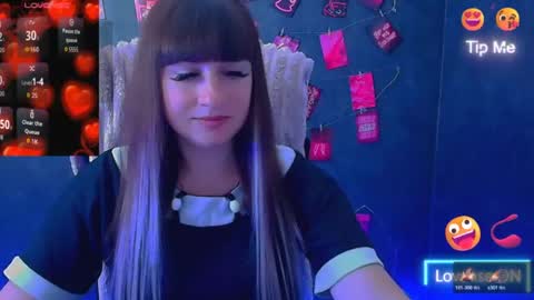 Caroline online show from June 16, 5:22 am