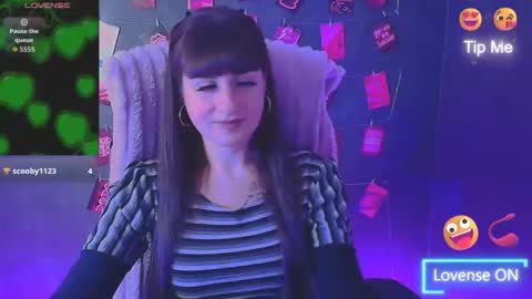 Caroline online show from January 9, 12:55 pm