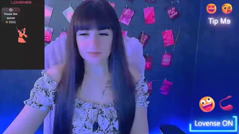 Caroline online show from April 3, 5:36 am